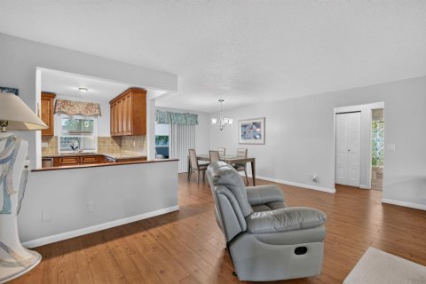 Villa ou maison à vendre à Delray Beach, Floride: 2 chambres, 159.42 m2 № 2428052 - photo 3