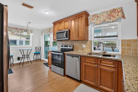 Villa ou maison à vendre à Delray Beach, Floride: 2 chambres, 159.42 m2 № 2428052 - photo 9