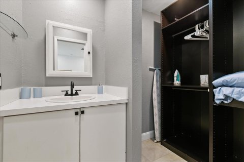 Casa en venta en Tampa, Florida, 3 dormitorios, 157.47 m2 № 1526971 - foto 25