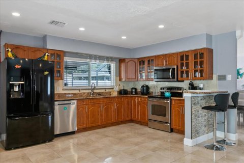 Casa en venta en Tampa, Florida, 3 dormitorios, 157.47 m2 № 1526971 - foto 18