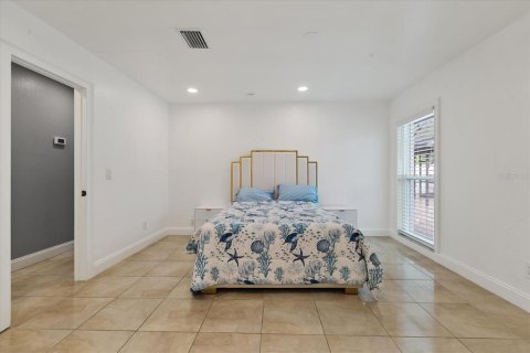 Casa en venta en Tampa, Florida, 3 dormitorios, 157.47 m2 № 1526971 - foto 28