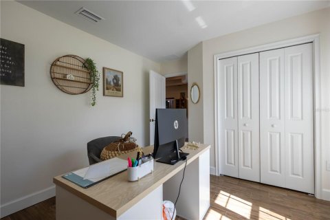 House in Mulberry, Florida 4 bedrooms, 173.54 sq.m. № 1915243 - photo 23