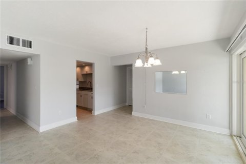 Купить кондоминиум в Нокомис, Флорида 9 комнат, 99.13м2, № 1622394 - фото 14