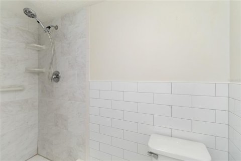 Купить кондоминиум в Нокомис, Флорида 9 комнат, 99.13м2, № 1622394 - фото 27