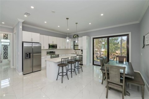 Villa ou maison à vendre à Lehigh Acres, Floride: 4 chambres, 167.41 m2 № 1749385 - photo 10
