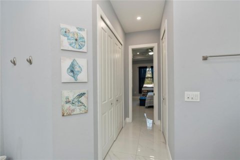 Villa ou maison à vendre à Lehigh Acres, Floride: 4 chambres, 167.41 m2 № 1749385 - photo 21