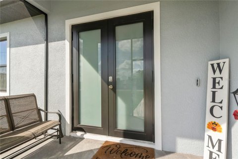 Villa ou maison à vendre à Lehigh Acres, Floride: 4 chambres, 167.41 m2 № 1749385 - photo 3