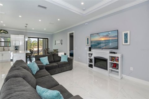 Villa ou maison à vendre à Lehigh Acres, Floride: 4 chambres, 167.41 m2 № 1749385 - photo 8
