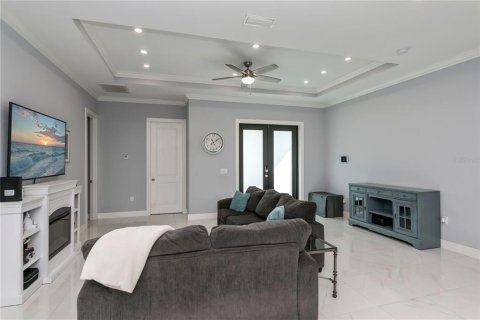 Villa ou maison à vendre à Lehigh Acres, Floride: 4 chambres, 167.41 m2 № 1749385 - photo 6