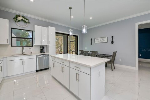 Villa ou maison à vendre à Lehigh Acres, Floride: 4 chambres, 167.41 m2 № 1749385 - photo 14