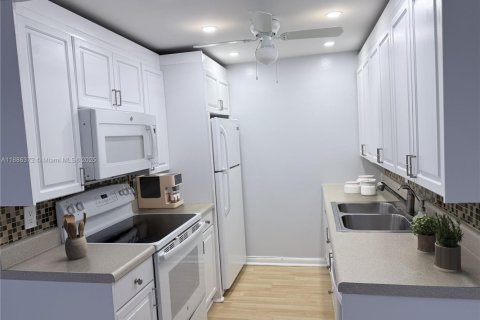 Condominio en alquiler en Boca Raton, Florida, 1 dormitorio, 68.56 m2 № 1939304 - foto 14