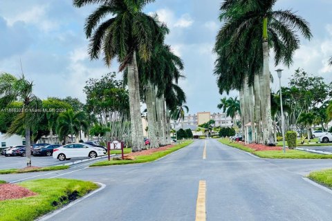 Condominio en alquiler en Boca Raton, Florida, 1 dormitorio, 68.56 m2 № 1939304 - foto 3