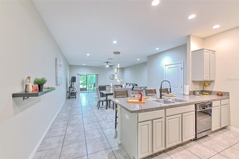 Adosado en venta en Riverview, Florida, 3 dormitorios, 179.12 m2 № 1914189 - foto 2