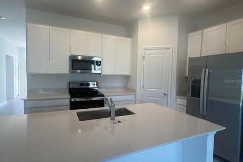 Casa en venta en Davenport, Florida, 3 dormitorios, 146.79 m2 № 2139308 - foto 3
