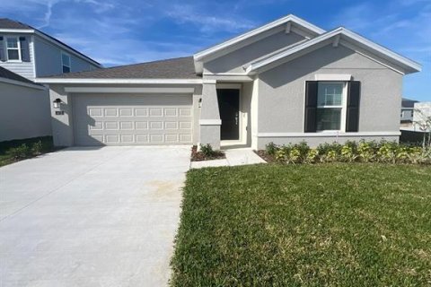 House in Davenport, Florida 3 bedrooms, 146.79 sq.m. № 2139308