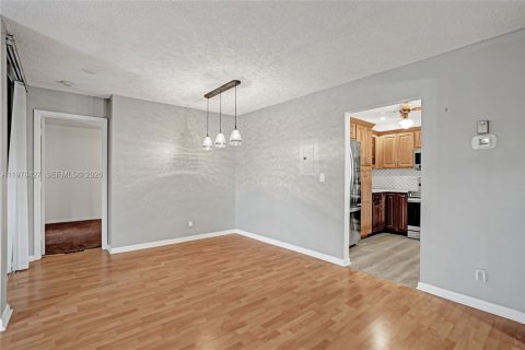 Copropriété à vendre à Coconut Creek, Floride: 2 chambres, 90.86 m2 № 2042164 - photo 15