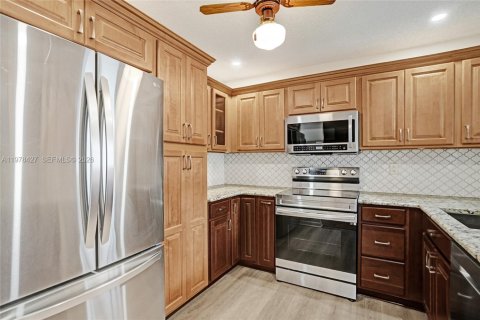 Copropriété à vendre à Coconut Creek, Floride: 2 chambres, 90.86 m2 № 2042164 - photo 3