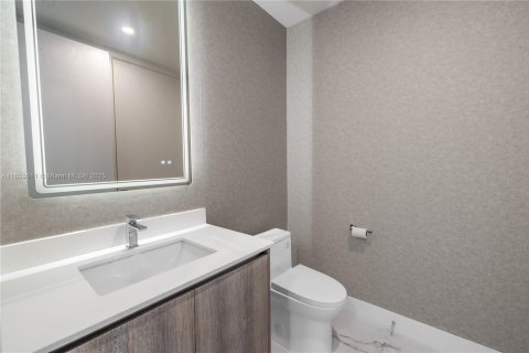Condominio en alquiler en Sunny Isles Beach, Florida, 2 dormitorios, 126.44 m2 № 2085965 - foto 21