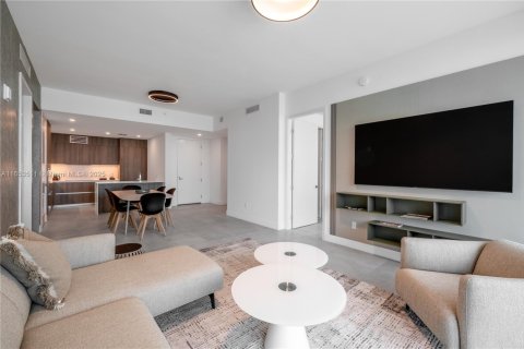 Condominio en alquiler en Sunny Isles Beach, Florida, 2 dormitorios, 126.44 m2 № 2085965 - foto 7