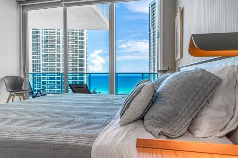 Condominio en alquiler en Sunny Isles Beach, Florida, 2 dormitorios, 126.44 m2 № 2085965 - foto 26