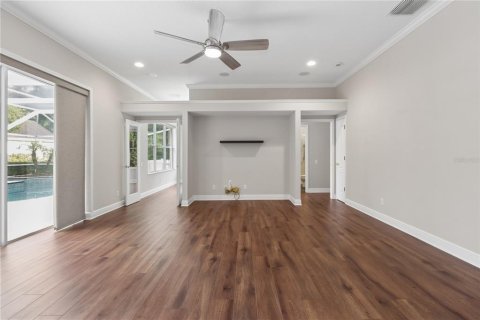 Villa ou maison à vendre à Wesley Chapel, Floride: 4 chambres, 248.61 m2 № 2150296 - photo 16