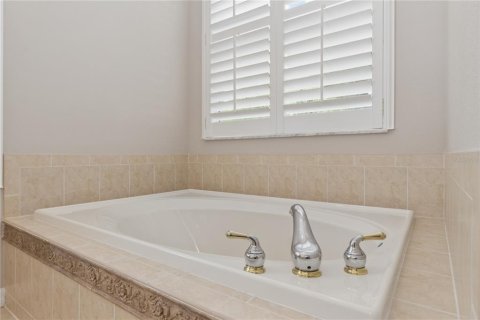 Villa ou maison à vendre à Wesley Chapel, Floride: 4 chambres, 248.61 m2 № 2150296 - photo 29