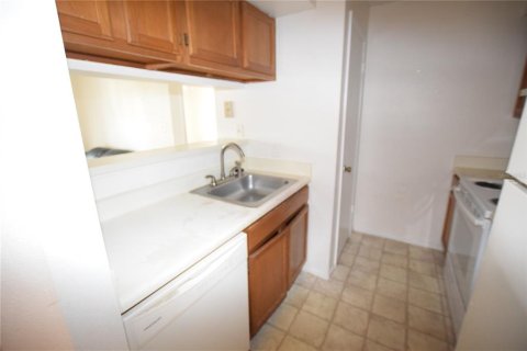 Condominio en alquiler en Orlando, Florida, 1 dormitorio, 65.03 m2 № 1906873 - foto 15