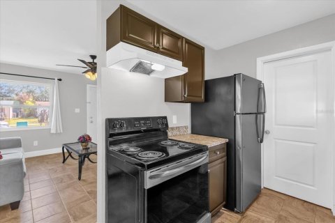 Villa ou maison à vendre à Orlando, Floride: 3 chambres, 84.17 m2 № 2237576 - photo 15