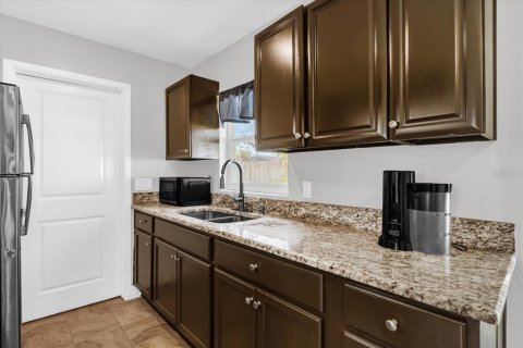Villa ou maison à vendre à Orlando, Floride: 3 chambres, 84.17 m2 № 2237576 - photo 14