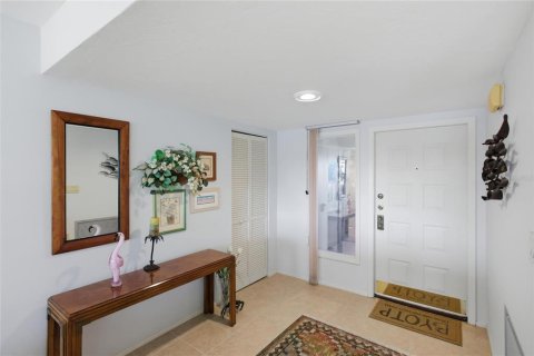 Copropriété à vendre à Punta Gorda, Floride: 2 chambres, 140.84 m2 № 2125576 - photo 6