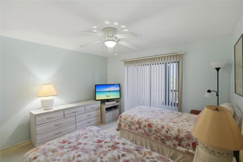 Copropriété à vendre à Punta Gorda, Floride: 2 chambres, 140.84 m2 № 2125576 - photo 21