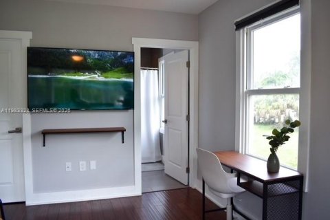 House in Fort Lauderdale, Florida 3 bedrooms, 180.42 sq.m. № 2049422 - photo 13