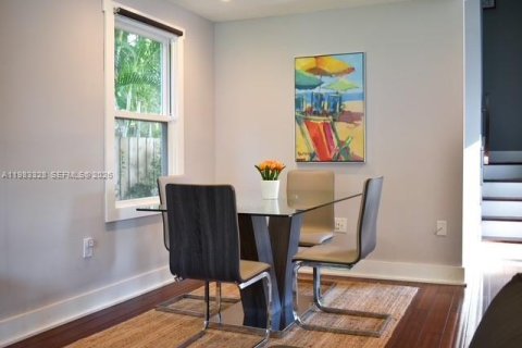 House in Fort Lauderdale, Florida 3 bedrooms, 180.42 sq.m. № 2049422 - photo 8