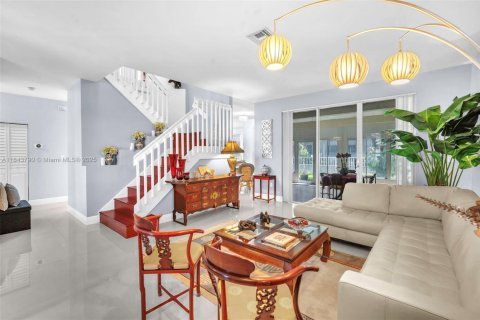 House in Miramar, Florida 5 bedrooms, 306.21 sq.m. № 1839274 - photo 4