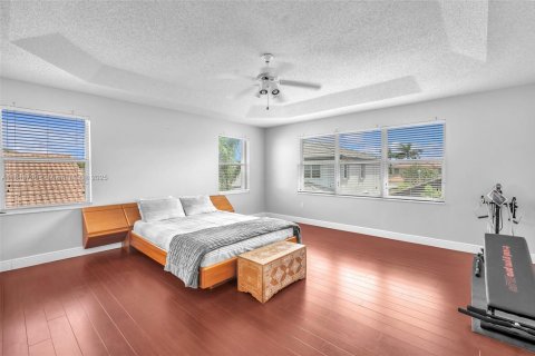House in Miramar, Florida 5 bedrooms, 306.21 sq.m. № 1839274 - photo 28