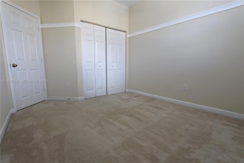 Снять в аренду таунхаус в Катлер-Бей, Флорида 3 спальни, 131.55м2, № 2005677 - фото 16