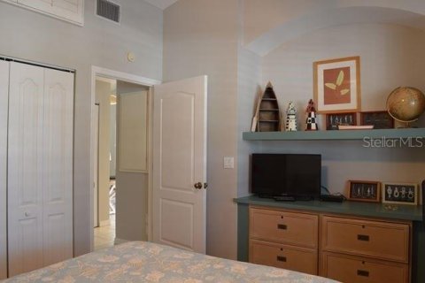 House in Bradenton, Florida 3 bedrooms, 133.69 sq.m. № 2213752 - photo 15