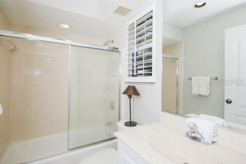 House in Bradenton, Florida 3 bedrooms, 133.69 sq.m. № 2213752 - photo 16