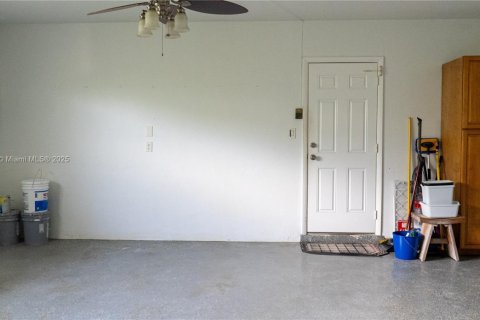 Villa ou maison à louer à Wilton Manors, Floride: 3 chambres, 155.33 m2 № 1895315 - photo 13