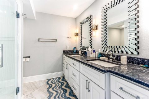 Condominio en venta en Clearwater, Florida, 3 dormitorios, 240.99 m2 № 1587442 - foto 27