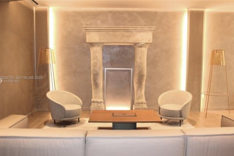 Condominio en alquiler en Miami, Florida, 1 dormitorio, 77.95 m2 № 1988588 - foto 7