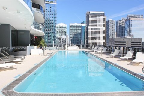 Condominio en alquiler en Miami, Florida, 1 dormitorio, 77.95 m2 № 1988588 - foto 18