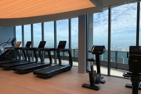 Condominio en alquiler en Miami, Florida, 1 dormitorio, 77.95 m2 № 1988588 - foto 21