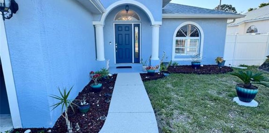 Casa en Rotonda, Florida 3 dormitorios, 106.37 m2 № 1684984