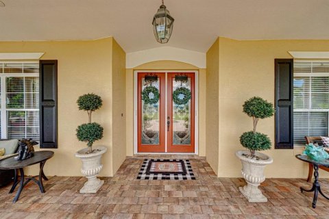 House in Lake Wales, Florida 4 bedrooms, 422.24 sq.m. № 2118419 - photo 7