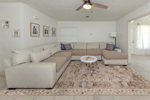 Casa en venta en Venice, Florida, 2 dormitorios, 104.7 m2 № 2215978 - foto 8