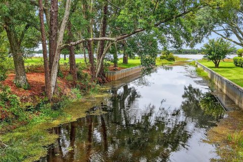 Casa en alquiler en Eustis, Florida, 2 dormitorios, 97.36 m2 № 1915454 - foto 2