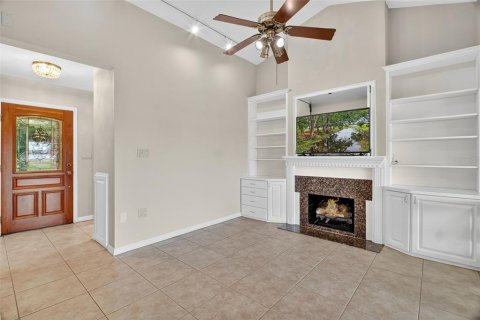 Casa en alquiler en Eustis, Florida, 2 dormitorios, 97.36 m2 № 1915454 - foto 13