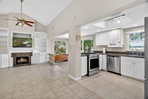 Casa en alquiler en Eustis, Florida, 2 dormitorios, 97.36 m2 № 1915454 - foto 16