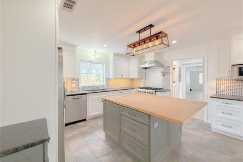 Villa ou maison à vendre à Winter Garden, Floride: 3 chambres, 202.34 m2 № 1525802 - photo 16